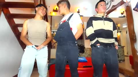 Snapshot of kobayaske chatting on January 29, 12:22 am kobayaske online show from January 29, 12:22 am