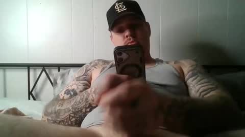 Snapshot of koddoncouple chatting on December 16, 3:28 pm Koddoncouple online show from December 16, 3:28 pm