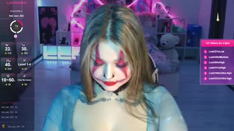 Snapshot of kokokolla chatting on October 31, 9:27 pm Mia online show from October 31, 9:27 pm