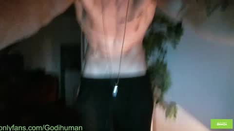 Snapshot of kolexis chatting on October 12, 4:33 am GodihumanAthena online show from October 12, 4:33 am