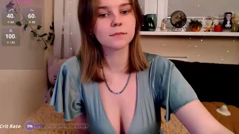 Snapshot of komorebbi chatting on November 4, 9:36 pm Marta online show from November 4, 9:36 pm