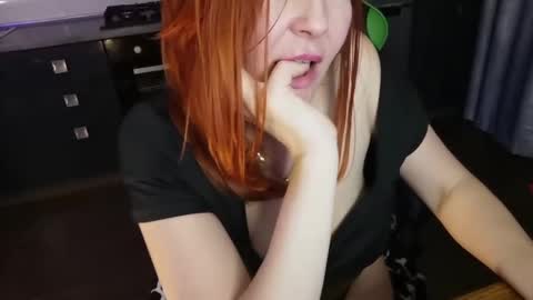 SexyCandyXXX online show from February 23, 5:39 pm