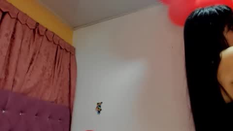 Snapshot of konie_hot chatting on November 22, 12:09 am konie Diaz online show from November 22, 12:09 am