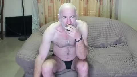 Snapshot of konstantin1970 chatting on February 11, 12:27 pm konstantin1970 online show from February 11, 12:27 pm