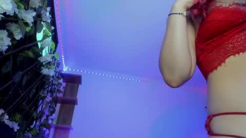 Snapshot of kora_red999 chatting on September 20, 3:24 pm Kora Red online show from September 20, 3:24 pm