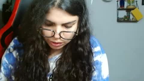 Snapshot of koranikky08 chatting on January 11, 2:20 am Karoll online show from January 11, 2:20 am