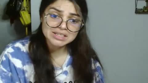 Snapshot of koranikky08 chatting on January 12, 1:32 am Karoll online show from January 12, 1:32 am