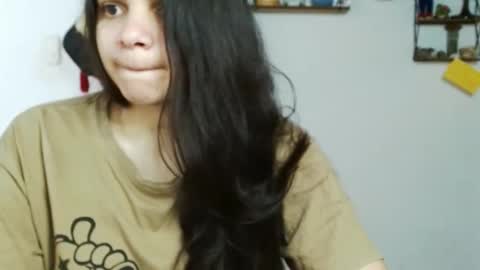 Snapshot of koranikky08 chatting on February 4, 9:20 pm Karoll online show from February 4, 9:20 pm