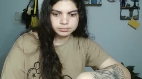 Snapshot of koranikky08 chatting on February 12, 12:05 am Karoll online show from February 12, 12:05 am