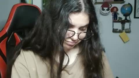 Snapshot of koranikky08 chatting on February 19, 2:12 am Karoll online show from February 19, 2:12 am