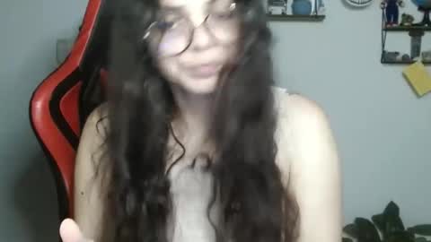 Snapshot of koranikky08 chatting on February 20, 12:19 am Karoll online show from February 20, 12:19 am