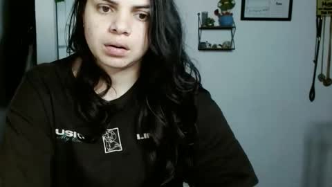 Snapshot of koranikky08 chatting on September 16, 2:23 am Karoll online show from September 16, 2:23 am