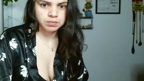 Snapshot of koranikky08 chatting on November 2, 12:24 am Karoll online show from November 2, 12:24 am