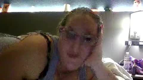 Snapshot of korie_love chatting on October 19, 9:37 pm korie_love online show from October 19, 9:37 pm