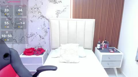      online show from March 30, 12:39 pm