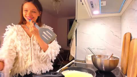 kossie_ online show from February 1, 3:39 pm