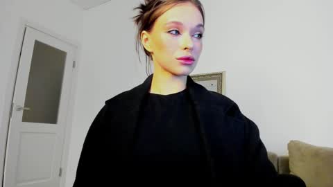 kossie_ online show from October 19, 6:08 pm