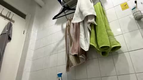 Snapshot of kostja90 chatting on January 24, 5:32 pm kostja online show from January 24, 5:32 pm