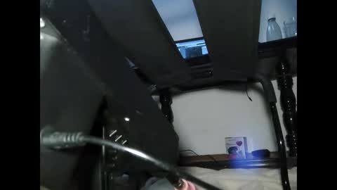 kotek400 online show from January 28, 7:00 pm