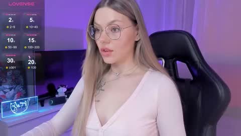 Jess online show from October 17, 5:15 pm