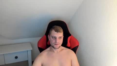 Snapshot of kozik1992 chatting on December 16, 4:34 am Bartek online show from December 16, 4:34 am