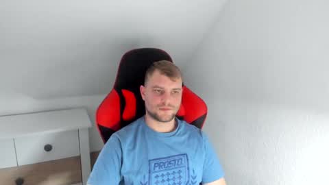 Snapshot of kozik1992 chatting on January 20, 3:07 pm Bartek online show from January 20, 3:07 pm