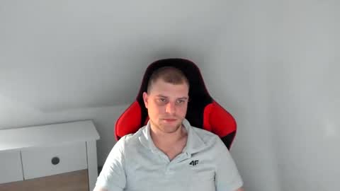 Snapshot of kozik1992 chatting on March 9, 5:06 pm Bartek online show from March 9, 5:06 pm