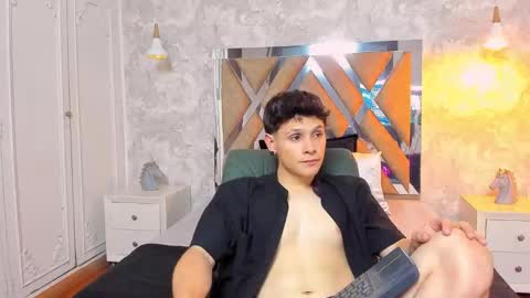 Snapshot of kraven_lust chatting on October 29, 3:20 am Kraven online show from October 29, 3:20 am