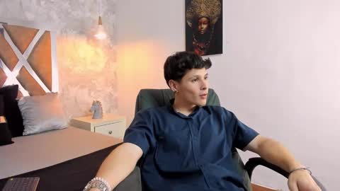 Snapshot of kraven_lust chatting on November 13, 3:16 am Kraven online show from November 13, 3:16 am