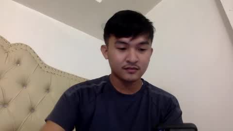 Snapshot of krezikeed chatting on March 11, 3:26 am krezikeed online show from March 11, 3:26 am