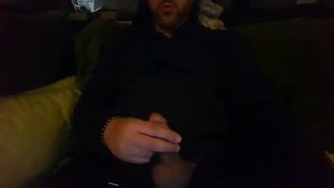 Snapshot of krime59100 chatting on December 8, 7:05 am krime59100 online show from December 8, 7:05 am