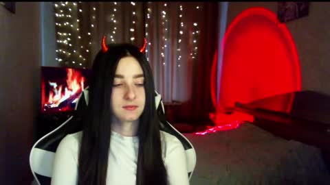 Snapshot of krisbadass chatting on October 3, 5:59 am Kris online show from October 3, 5:59 am