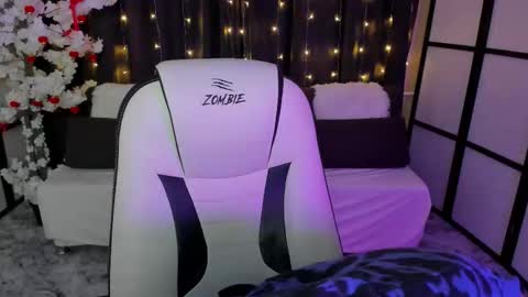 krisdoeil online show from January 14, 2:17 am