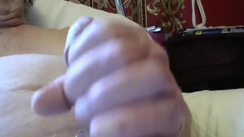 Snapshot of krisforfun chatting on December 29, 11:40 am krisforfun online show from December 29, 11:40 am