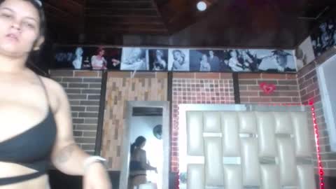 kriss_sweetboobs online show from February 20, 12:36 pm