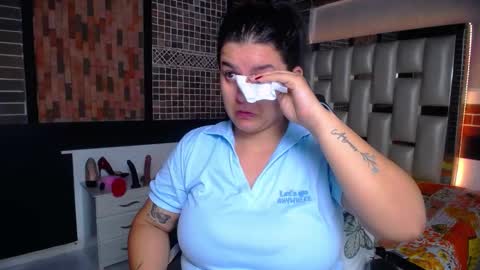 kriss_sweetboobs online show from September 19, 12:39 pm