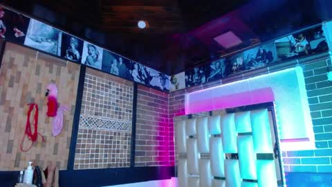 kriss_sweetboobs online show from April 4, 11:51 am