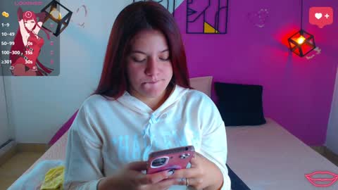 Snapshot of krissone_1 chatting on January 3, 1:58 pm krissone online show from January 3, 1:58 pm