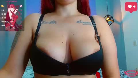 Snapshot of krissone_1 chatting on February 20, 5:07 pm krissone online show from February 20, 5:07 pm