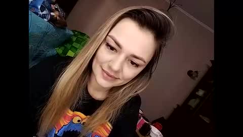 Snapshot of krisssexi chatting on January 15, 12:04 pm KrissSexi online show from January 15, 12:04 pm