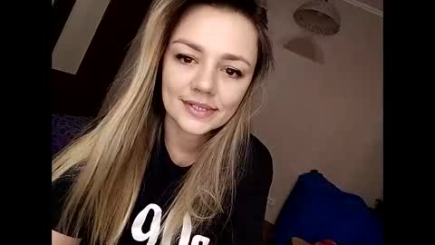 Snapshot of krisssexi chatting on January 24, 7:39 pm KrissSexi online show from January 24, 7:39 pm