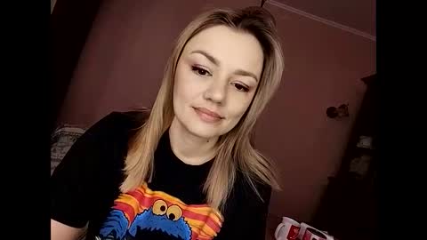 Snapshot of krisssexi chatting on February 25, 5:52 am KrissSexi online show from February 25, 5:52 am