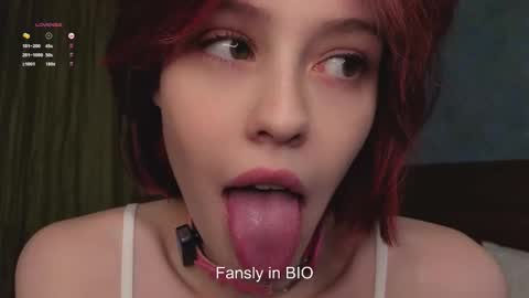 Snapshot of krissyhei chatting on November 4, 1:16 am Sarah online show from November 4, 1:16 am