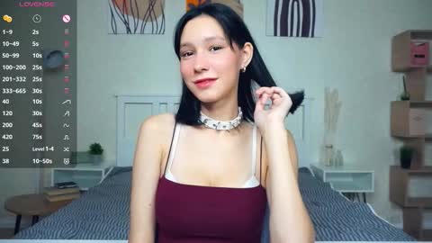 Snapshot of kristanalosa chatting on September 17, 7:37 pm Emma online show from September 17, 7:37 pm