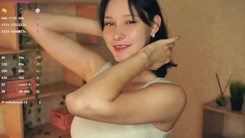 Snapshot of kristanalosa chatting on October 27, 7:07 pm Emma online show from October 27, 7:07 pm