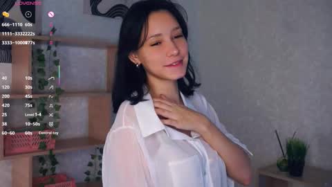 Snapshot of kristanalosa chatting on November 14, 8:07 pm Emma online show from November 14, 8:07 pm