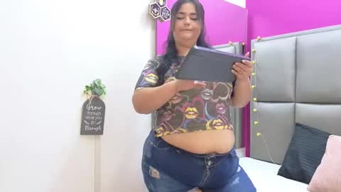 Snapshot of kristaritter chatting on October 23, 2:22 am Krista Ritter online show from October 23, 2:22 am