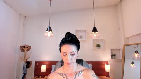 Snapshot of kristen_garner chatting on December 14, 12:01 am Sophia online show from December 14, 12:01 am