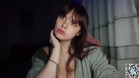 Snapshot of kristibloom chatting on October 5, 6:17 pm Christie online show from October 5, 6:17 pm