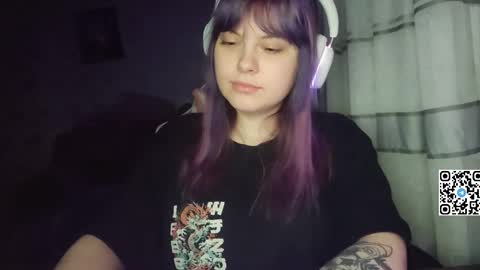 Christie online show from February 14, 8:05 pm